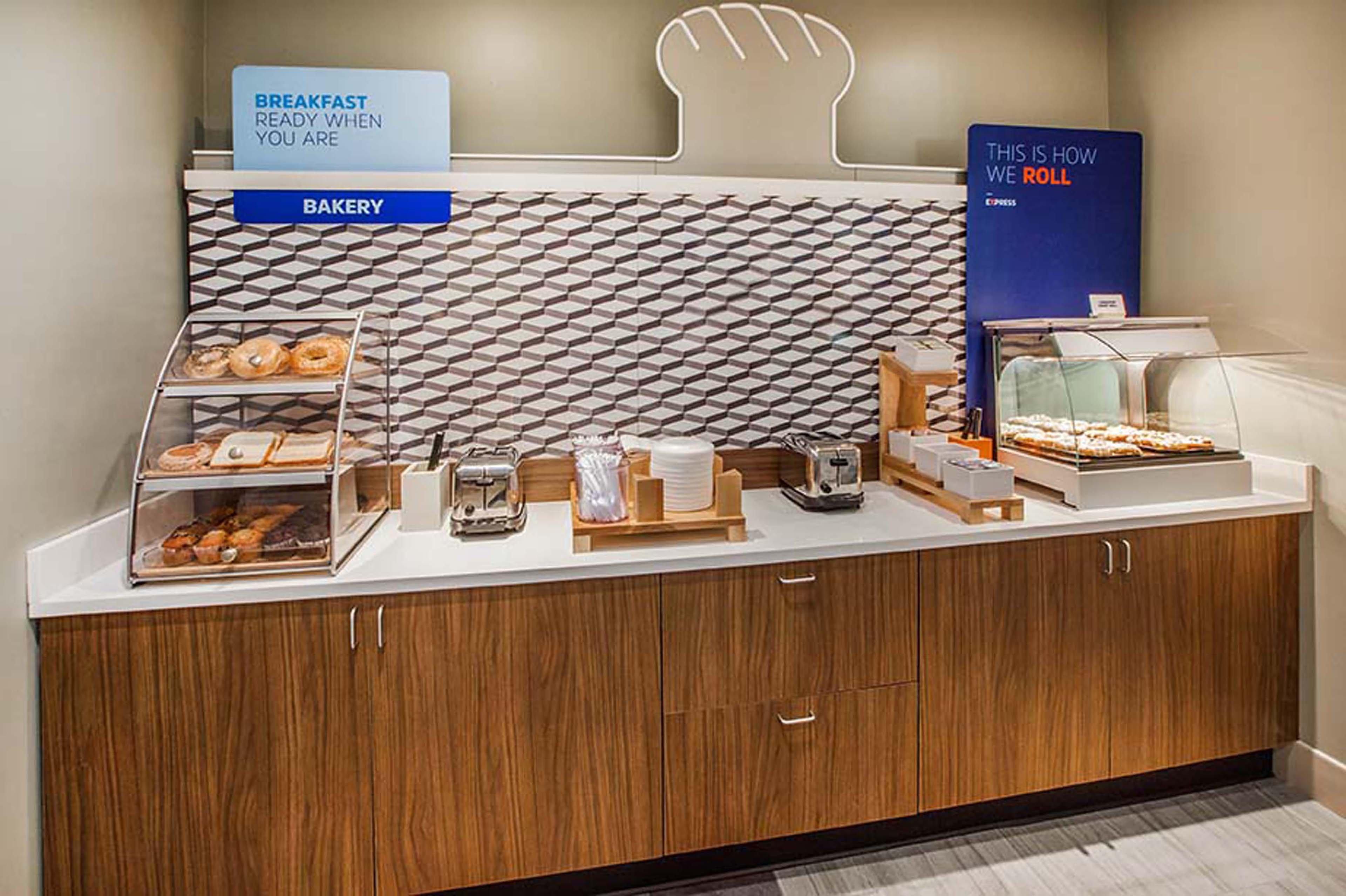 Holiday Inn Express Madera By Ihg Extérieur photo