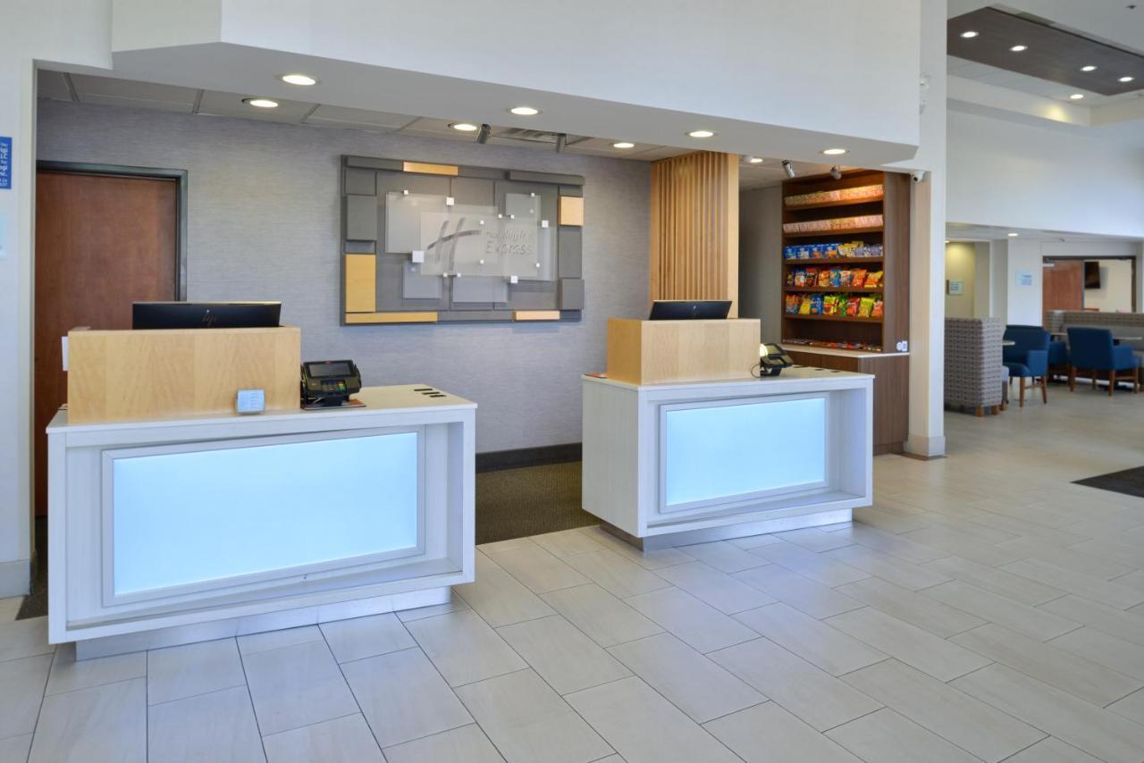Holiday Inn Express Madera By Ihg Extérieur photo