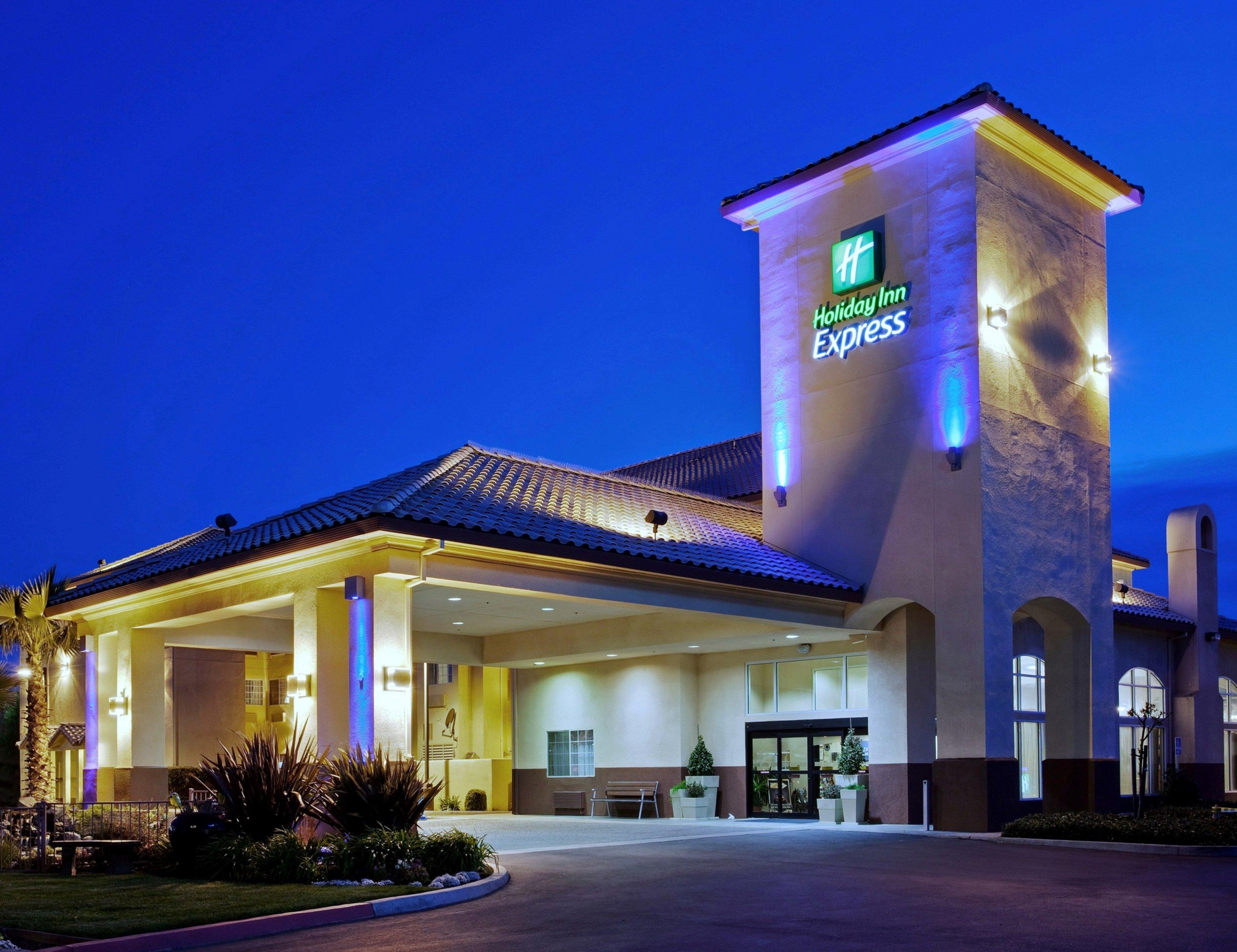 Holiday Inn Express Madera By Ihg Extérieur photo
