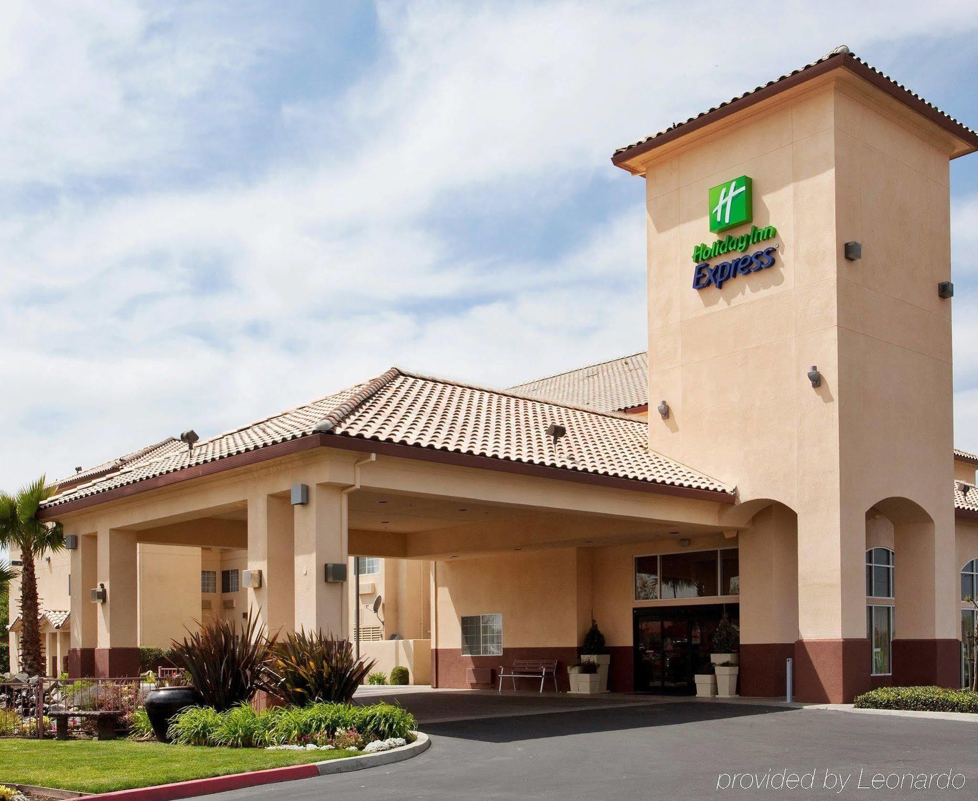 Holiday Inn Express Madera By Ihg Extérieur photo